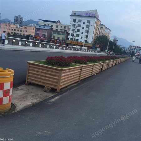 大理铝合金道路花箱制造 木纹道路花坛 护栏花箱