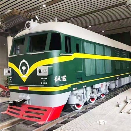火车餐厅 天贝龙定制 十五米大型火车头加二十米怀旧火车厢模型