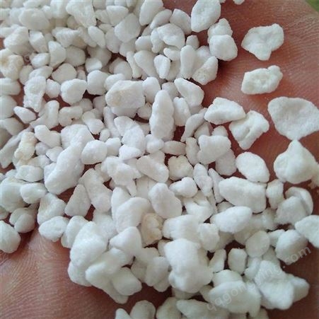 轻质抹面石膏70-90目高强度珍珠岩 抹灰石膏砂浆用玻化微珠