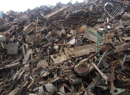 东莞大型回收厂 高价回收废铁 金属废料 清理库存 整厂废料回收 详情致电咨询