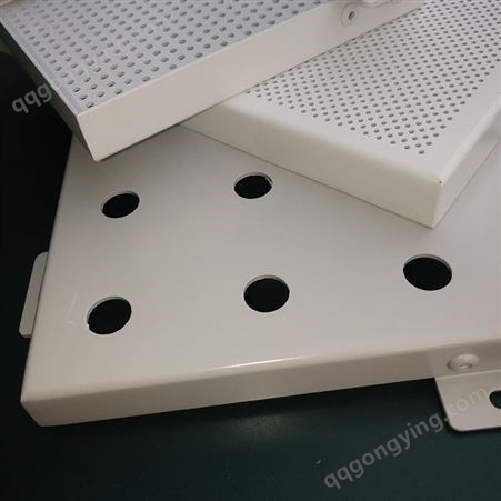 氟碳喷涂冲孔铝单板吊顶 吸音降噪材料 润盈加工定制