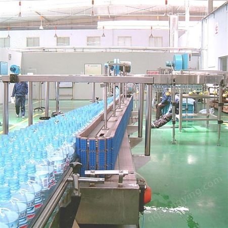 瓶装矿泉水加工设备 全自动矿泉水生产线 三合一饮料灌装机骏科机械